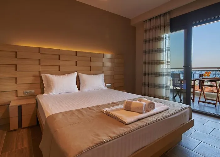 Athos Thea Luxury