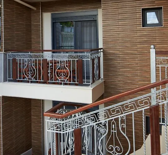 Athos Thea Luxury Sarti