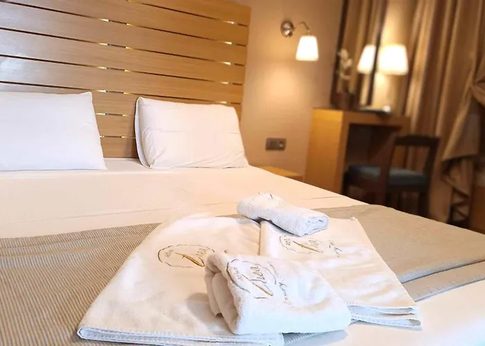 Athos Thea Luxury アパート サルティ